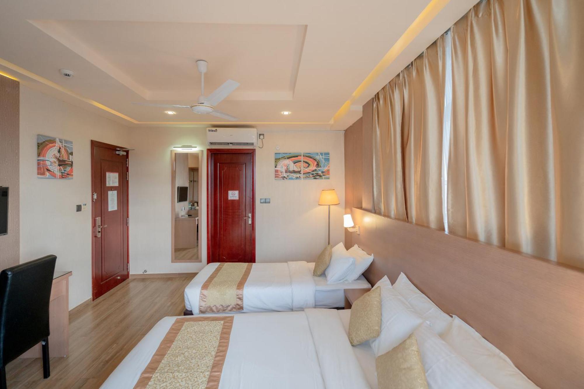 Three Inn Hulhumale Exterior photo